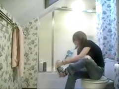 She saw the cam at the end...lol!