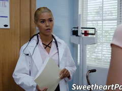 Teenie receives an unexpected pussy licking from dyke doctor