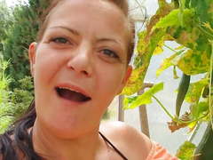 MILF FUCKED DOUBLE PENETRATION BY CUCUMBERS!!! HUGE TITS!